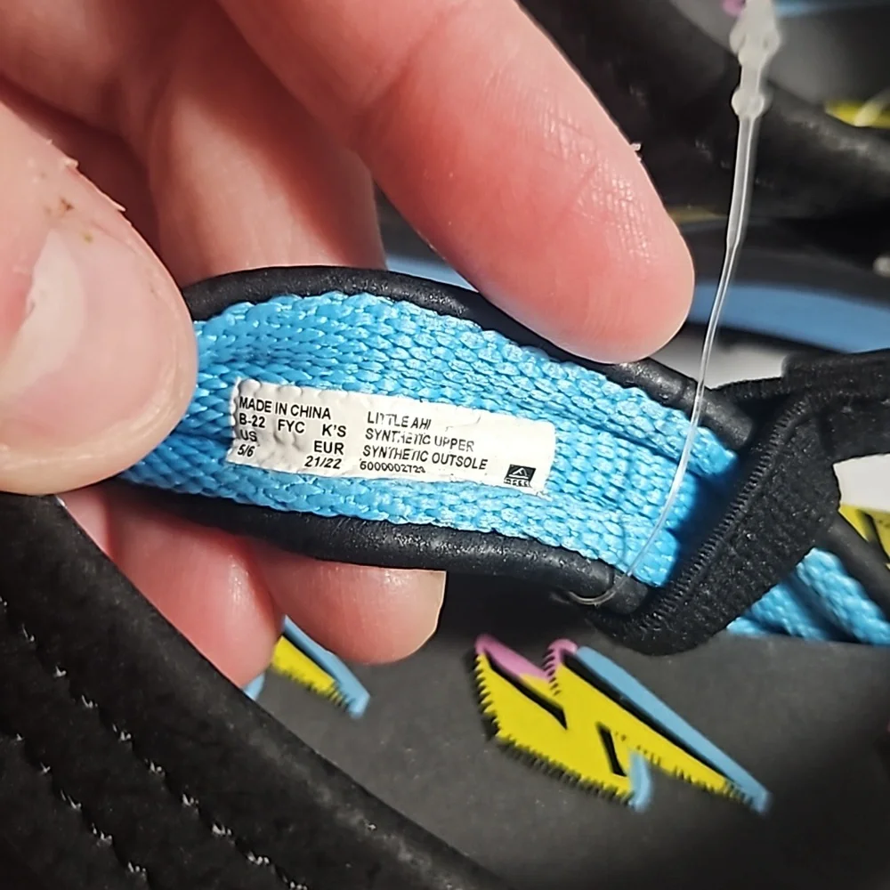 Reef lightning sandals